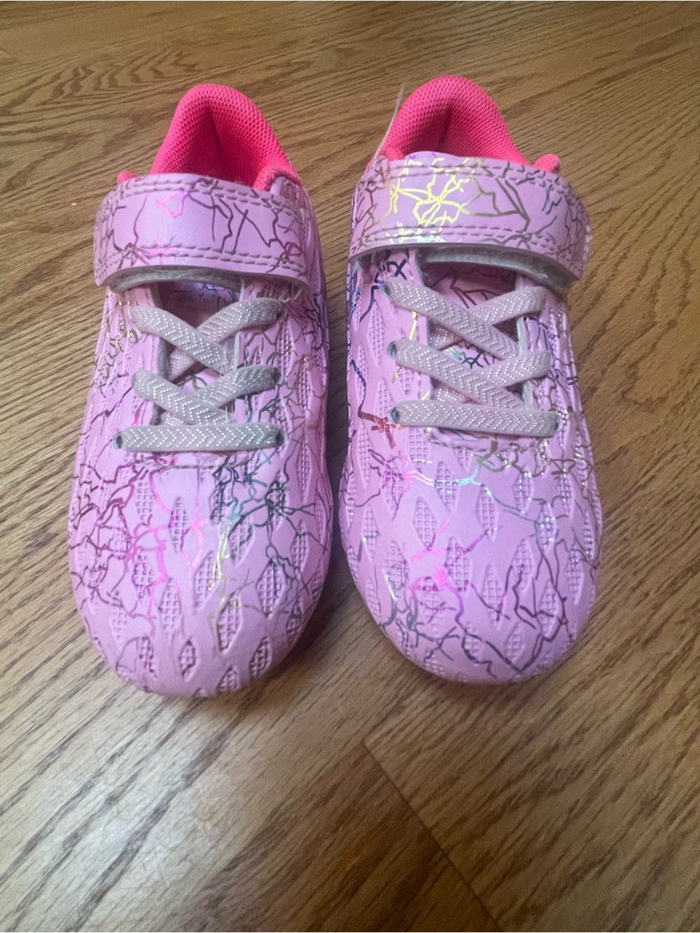 Kids Pink Soccer Cleats